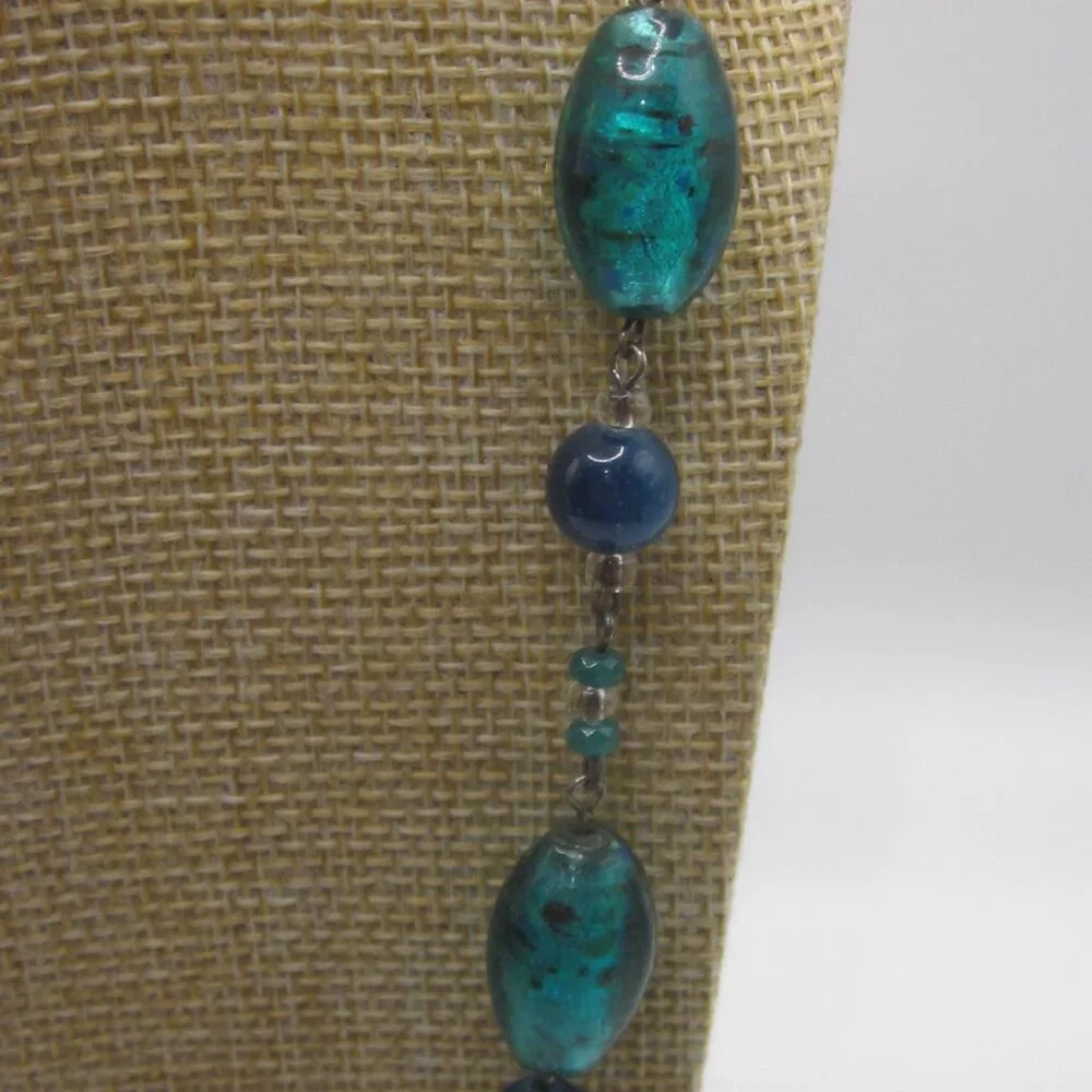 Blue Green Glass Necklace Ocean Look - Picture 2 of 4